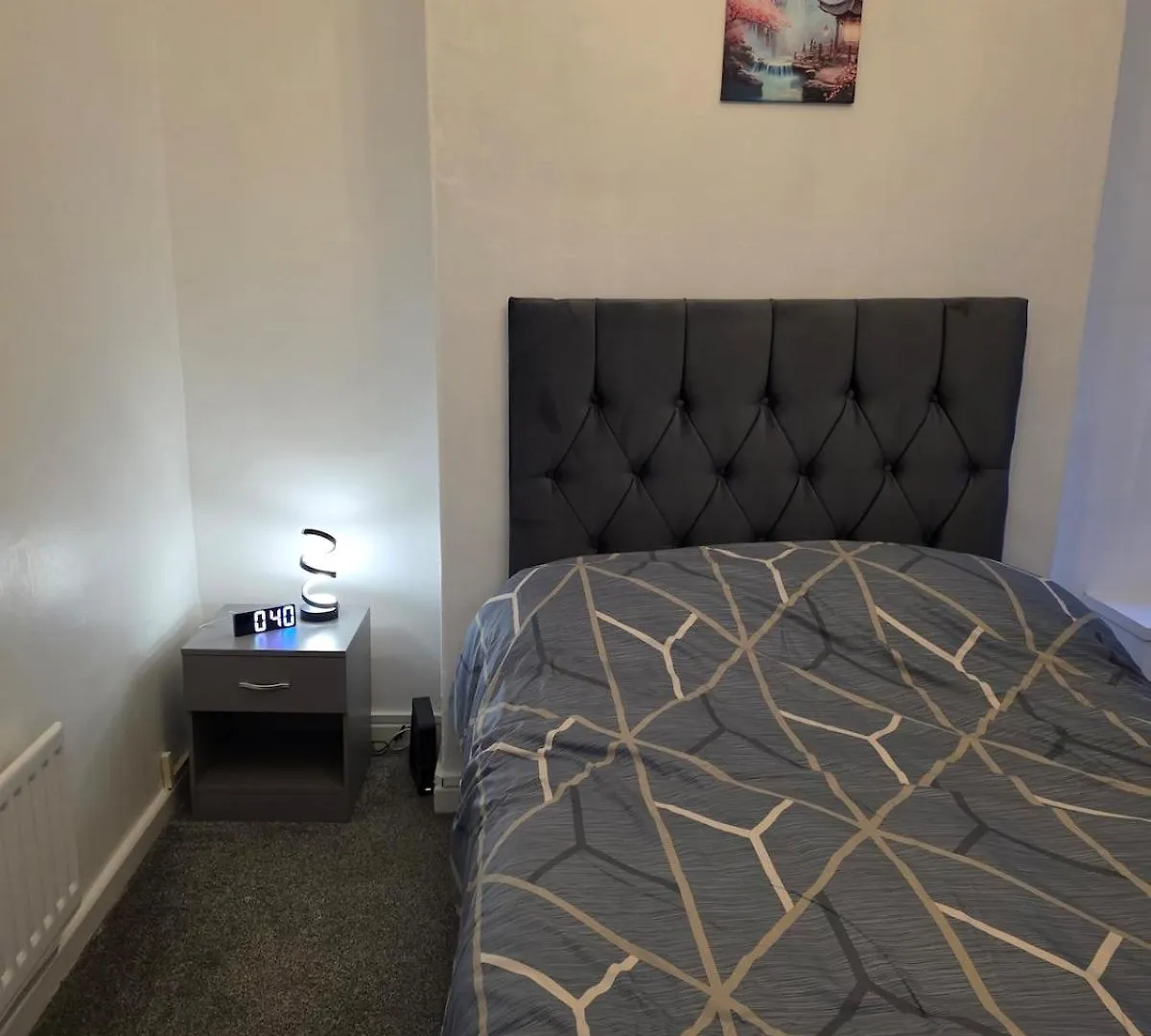 Modern 3 Bed Home Central Location Free Wifi Netflix And Street Parking Middlesbrough 0*,