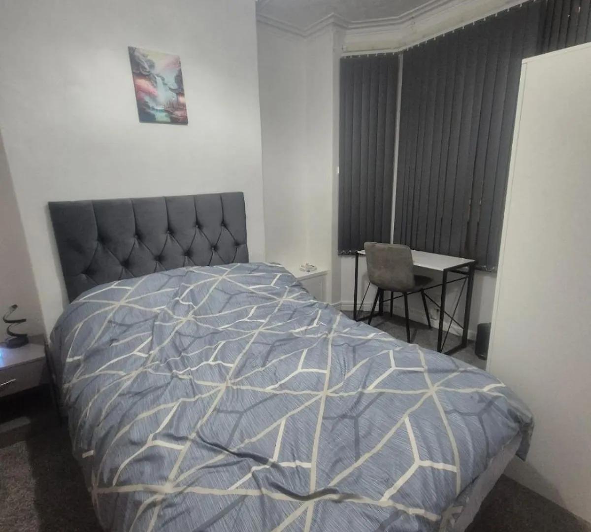 Modern 3 Bed Home Central Location Free Wifi Netflix And Street Parking Middlesbrough